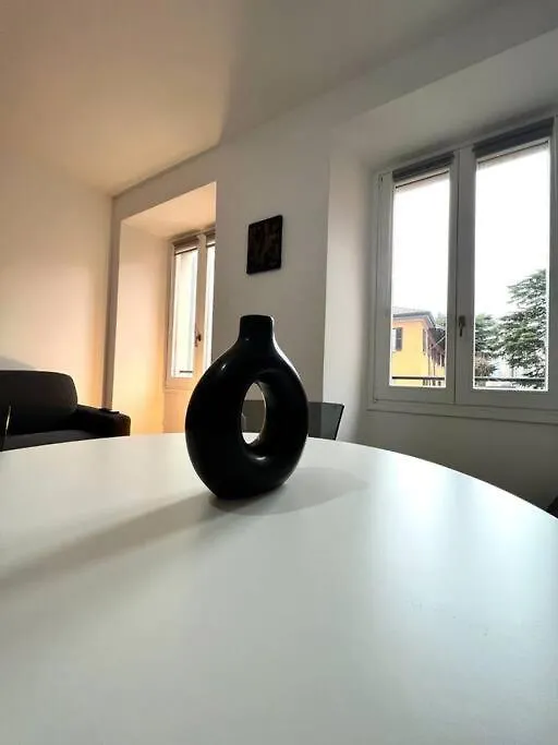 History Luxury Central Apartment By Revenue House Como