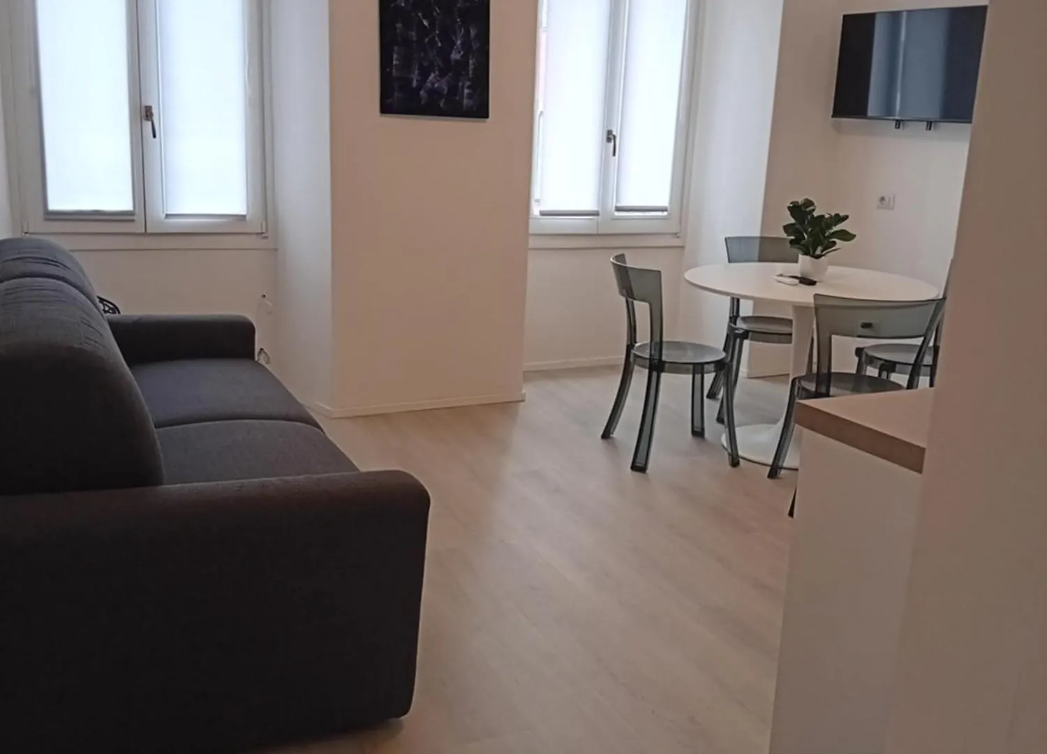 History Luxury Central Apartment By Revenue House Como 0*,