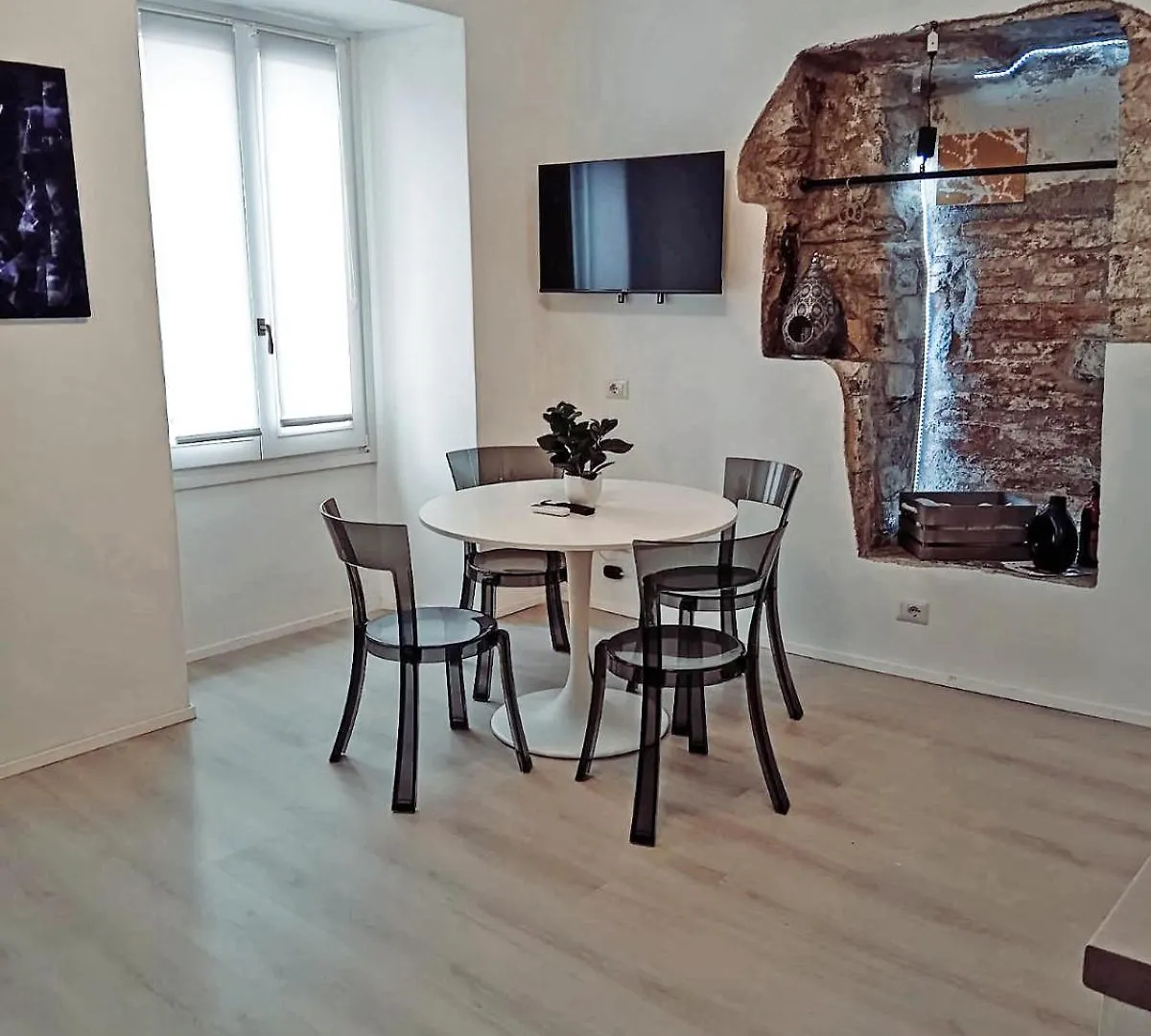 History Luxury Central Apartment By Revenue House Como