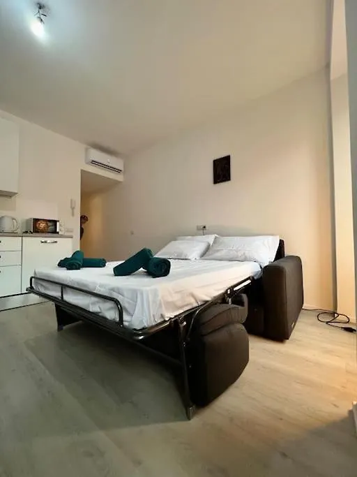 History Luxury Central Apartment By Revenue House Como Italy