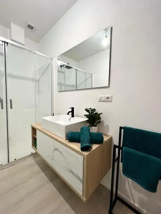 History Luxury Central Apartment By Revenue House Como