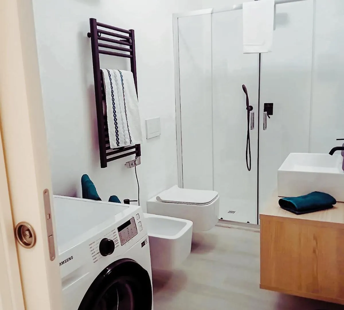 History Luxury Central Apartment By Revenue House Como 0*,